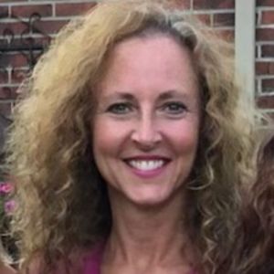 Meet your Posher, Suzanne